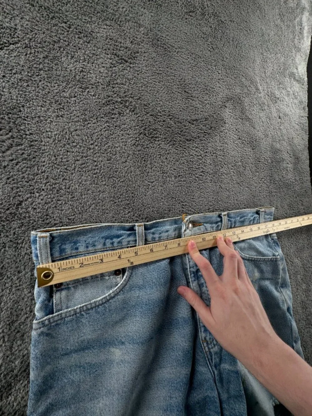 Levis these shorts